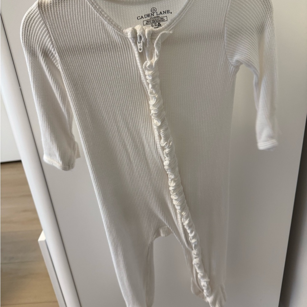 Caden Lane White Ribbed Ruffle Zip Footie